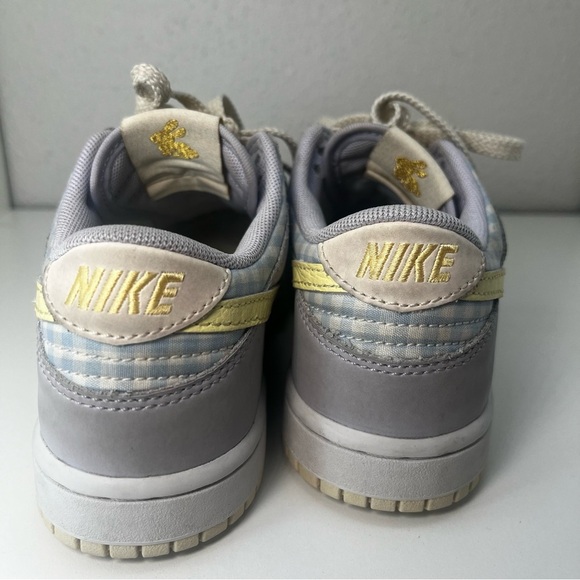 Nike Girls Dunk Low SE Easter Shoes, FJ4643-536 Size 1Y - Picture 4 of 8